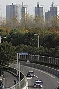 Im Stadtteil Pudong wurde die 2,465 Kilometer lange Strecke fertiggestellt. Begonnen hatten die Arbeiten einen Tag nach dem Ende der Weltausstellung EXPO am 1. November. Foto: ITR/Auto-Reporter.NET